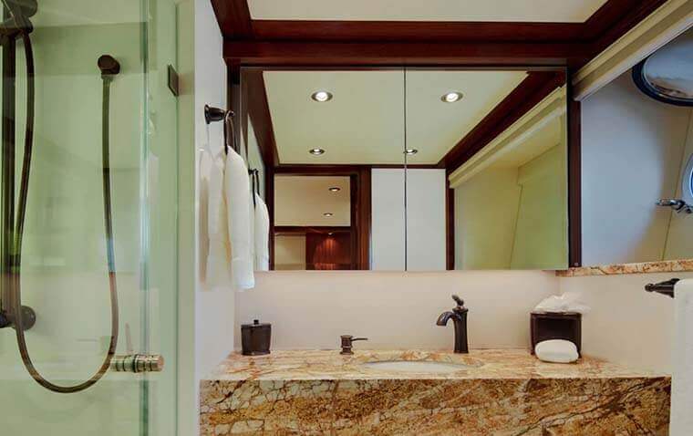 Yachts Northern Dream bathroom 130ft
