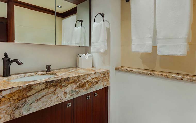 Yachts Northern Dream bathroom 130ft