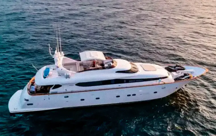 Lady Katana Yacht 100 ft